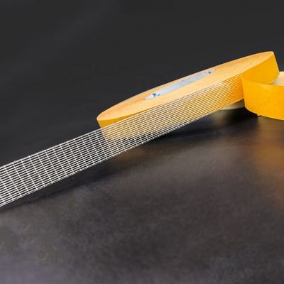 نوار مش فایبرگلاس دو طرفه با چسبندگی بالا و ضخامت 220 میکرون برای نوارهای آب و هوای PVC و کفپوش